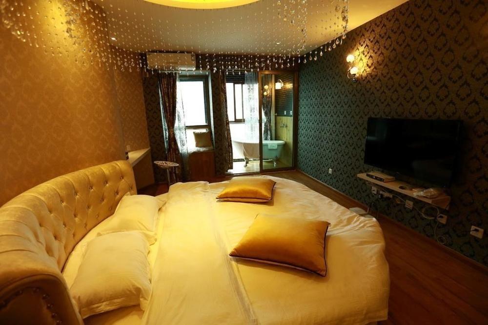 Yawei Apartment Hotel คุนหมิง ภายนอก รูปภาพ